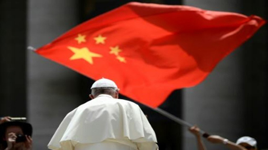اجتماع نادر للغاية بين وزيري خارجية الصين والفاتيكان