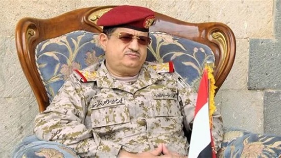  نجاة وزير الدفاع اليمني من محاولة اغتيال 
