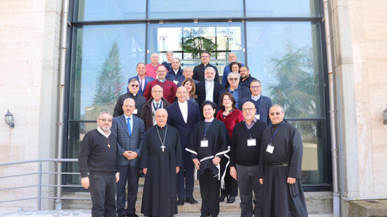 مجلس كنائس الشرق الأوسط 