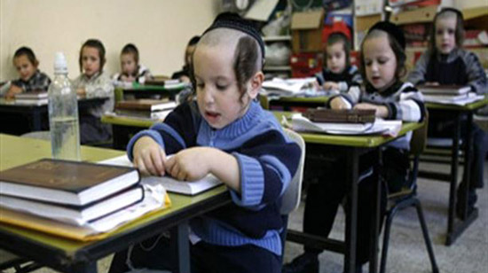 إسرائيل تُفرض الحجر الصحي علي 30 تلميذ فى بئر السبع 

