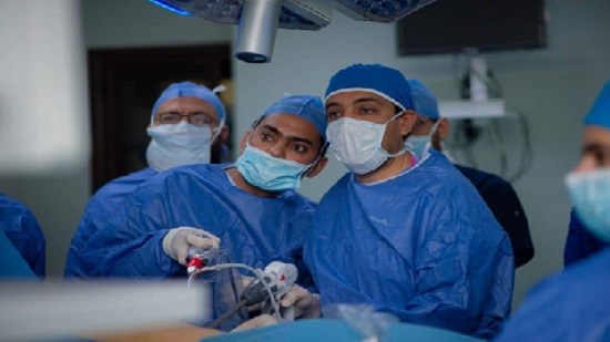  إجراء 4 عمليات معقدة باستخدام تقنية منظار الصدر الجراحي بجامعة أسيوط