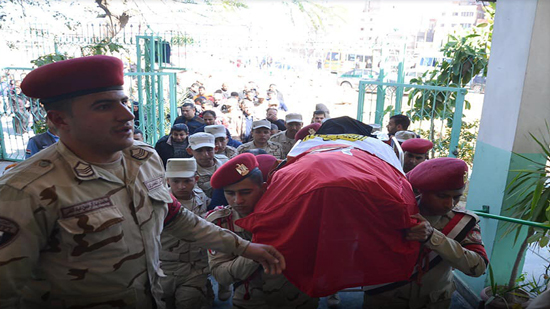 الإسكندرية تودع الشهيد كريم أحمد في جنازة عسكرية مهيبة