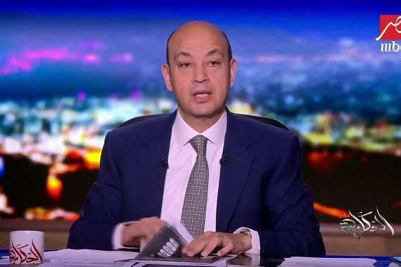 عمرو أديب يكشف حقيقة إلغاء الكويت لاستخراج تأشيرات السفر للمصريين
