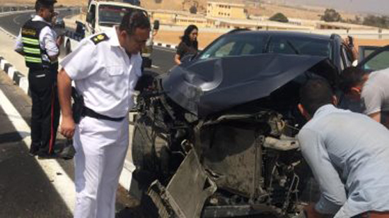  إصابة 4 مواطنين في طريق الفيوم-القاهرة الصحراوي