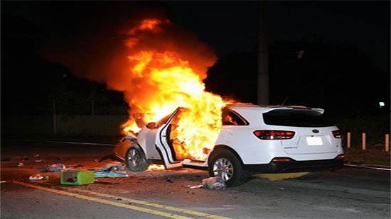 حرق سيارة