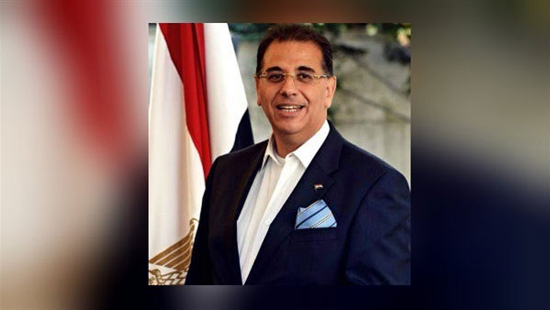سفير مصر فى تونس يودع بعثة الزمالك فى مطار قرطاج
