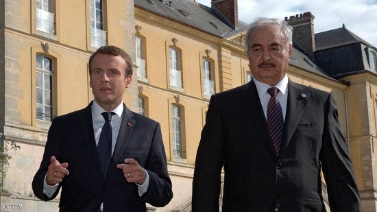  ماكرون : فرنسا ستواصل دعمها للجيش الليبي
