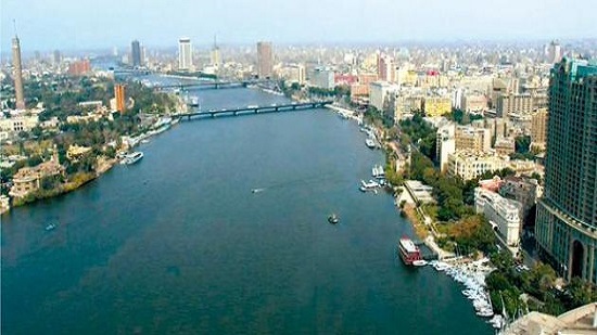 رئيس البرلمان عن التعدي علي نهر النيل: اللي بياخد مركب لأسوان بيحزن
