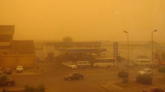 بالفيديو.. لقطات جوية لعاصفة رملية بالخرطوم
