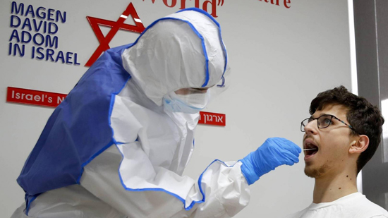 تزايد أعداد المصابين بفيروس كورونا في إسرائيل إلى 304 
