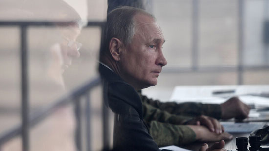 بوتين يأمر وزارة الدفاع الروسية بالتأكد من استعداد القوات المسلحة لمواجهة تفشي فيروس 