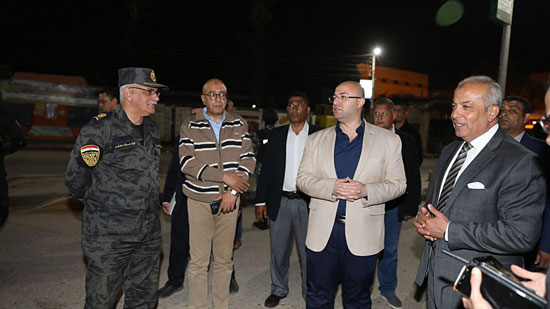 محافظ بني سويف ومدير الأمن يتابعون تنفيذ حظر التجوال