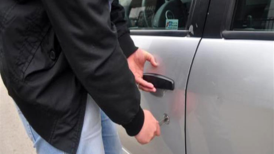 النيابة تتسلم تحريات المباحث حول سرقة سائق تاكسي لراكب بالأزبكية