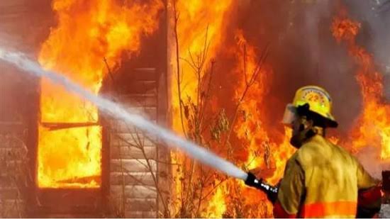حريق هائل بمول تجاري في قرية الجعفرية بالسنطة
