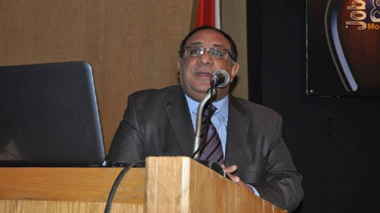 الدكتور ماجد نجم : أطباء جامعة حلوان نجحوا في التصدي لفيروس كورونا 
