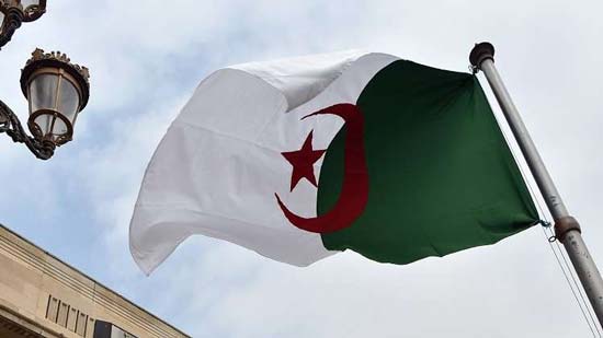 الجزائر توسع الحظر المنزلي الجزئي ليشمل 4 ولايات جديدة بسبب فيروس الكورونا
