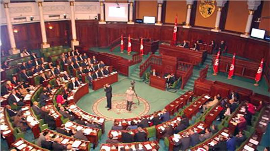 
بسبب كورونا.. البرلمان التونسي يفوض صلاحياته للحكومة