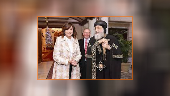  وزيرة الهجرة تشكر البابا لدعم الكنيسة القبطية بكينيا للعالقين المصريين 