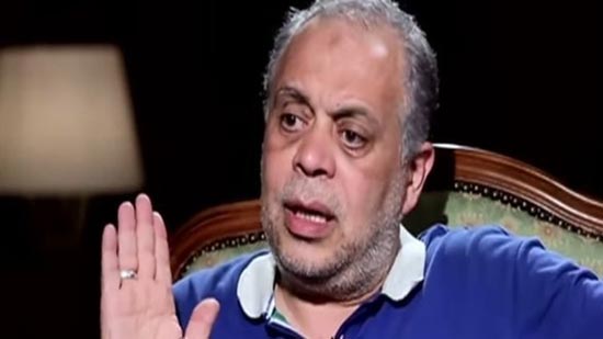 أشرف زكي يتدخل لإنهاء أزمة ريهام سعيد وريم البارودي بعد تراشقهما بالألفاظ
