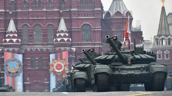 المحاربون القدماء يناشدون بوتين تأجيل استعراض النصر