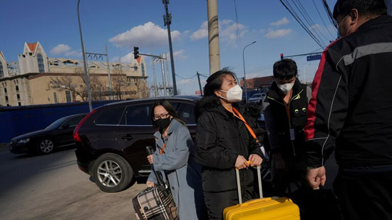 انخفاض عدد الإصابات بكورونا في الصين لأقل من ألف حالة لأول مرة