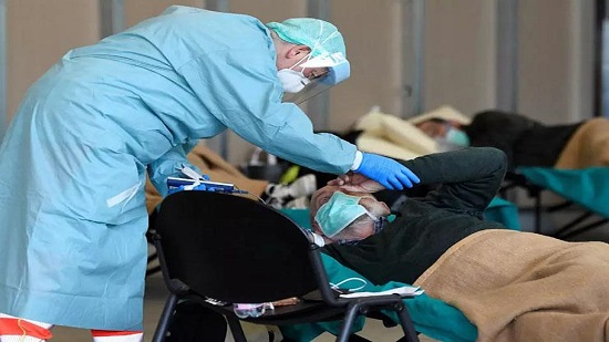 نيويورك تسجل 422 وفاة جديدة بفيروس كورونا
