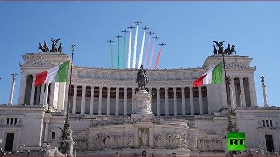 رغم كورونا.. إيطاليا تحتفل بذكر تحريرها من الفاشية بعرض جوي في سماء روما 