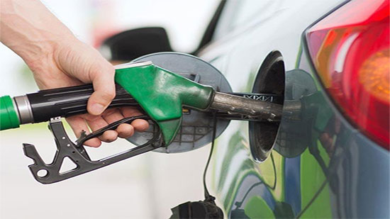 الحكومة تنفي زيادة أسعار الوقود أو فرض رسوم جديدة عليها