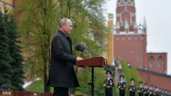بوتين: سيتم تنفيذ جميع خطط تطوير الجيش والبحرية الروسية