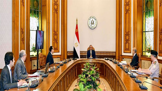 الرئيس يتابع مشروعات تنمية سيناء