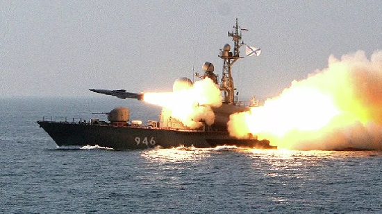 إيران تكشف دور البحرية الأمريكية في قصف بارجة 