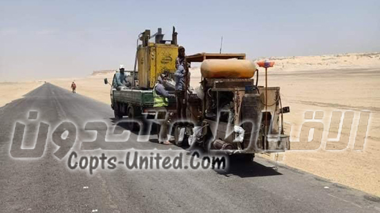  بالصور : الانتهاء من رصف طريق دير الانبا صموئيل المعترف 