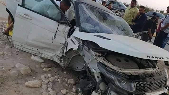 نجاة نقيب شرطة من حادث سير وتدمير سيارته في دمياط
