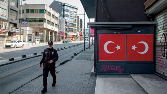 تركيا تمنع إقامة صلاة العيد في المساجد وتفرض حظرا شاملا
