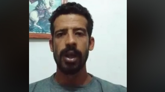  بالفيديو : قبطى بسوهاج يستغيث: سيدة تعترف بقتل طفلتي ولم نعثر على جثتها ويتهم عصابات بالخطف