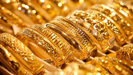 أسعار الذهب تتراجع 3 جنيهات وعيار 21 يسجل 757 جنيها للجرام