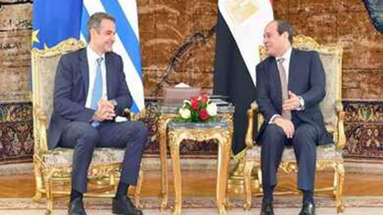 الرئيس يبحث مع رئيس الوزراء اليوناني التدخل التركي في ليبيا وغاز شرق المتوسط