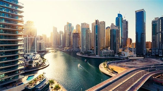 
دبي تعلن عودة العمل في المقار الحكومية
