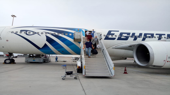  تسيير رحلة طيران استثنائية غدًا للمصريين العالقين بأبو ظبي