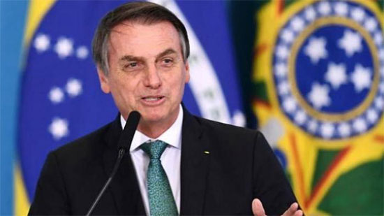 الرئيس البرازيلي يرغب في عودة كرة القدم: اللاعبون لن يتعرضوا للموت