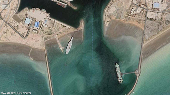 الأقمار الصناعية تكشف: إيران تبني حاملة طائرات 