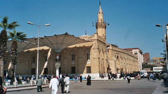 مسجد الإمام الحسين - صورة أرشيفية