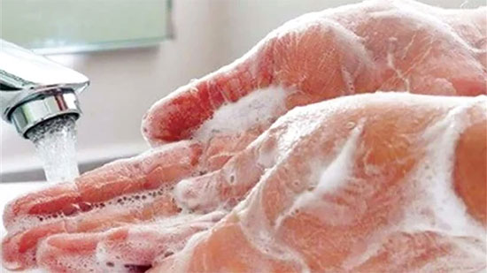3 أخطاء أثناء غسل اليدين تسبب الإصابة بعدوى فيروس


