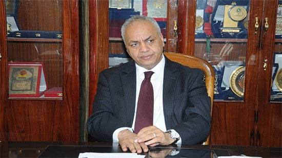 مصطفي بكري يطالب بطرد سفير حكومة السراج بعد تعذيب 200 مصري