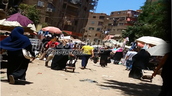  زحام شديد في سوق الأحد بشبرا الخيمة رغم زيادة أعداد الإصابات بالكورونا