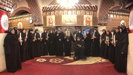 رسامة ١٤ راهبة جديدة لدير الأنبا بضابا