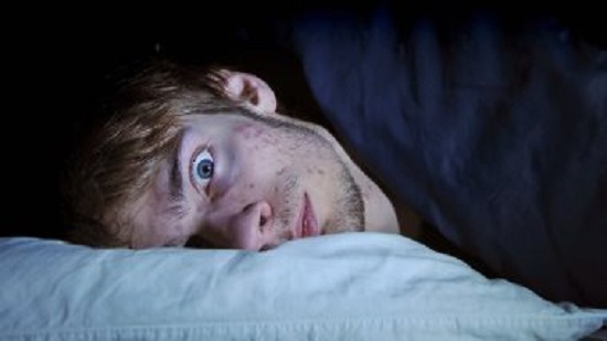 زيادة فى ساعات النوم ومعاناة من الاضطرابات والأرق بسبب العزل المنزلي
