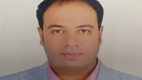 الطبيب محمد حشاد رئيس قسم المبتسرين بمستتشفى ناصر العام