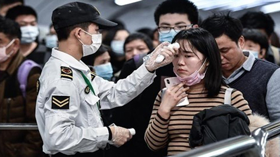 بلدية بكين تحذر: وضع انتشار كورونا خطر جدًا في العاصمة
