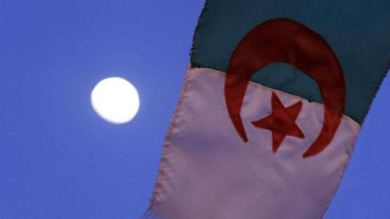 اشتباكات بين قوات الأمن وعناصر إرهابية بالجزائر